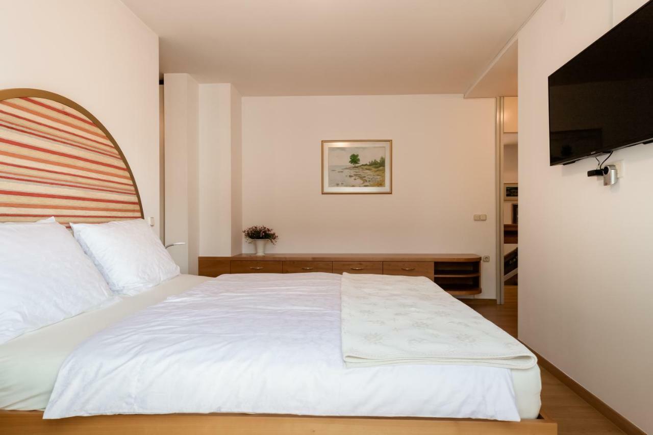 Rozna Dolina Apartman